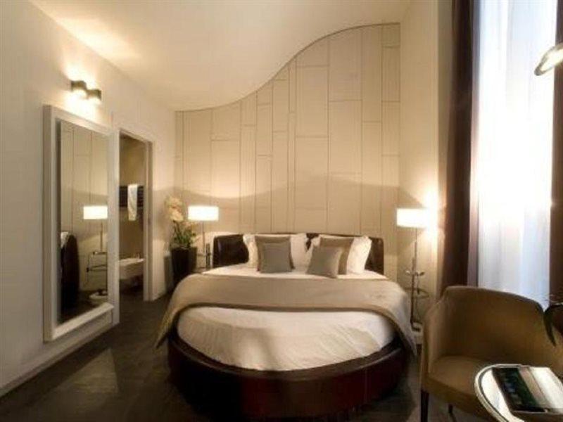 Piazza Del Gesu' Luxury Suites Rom Exterior foto