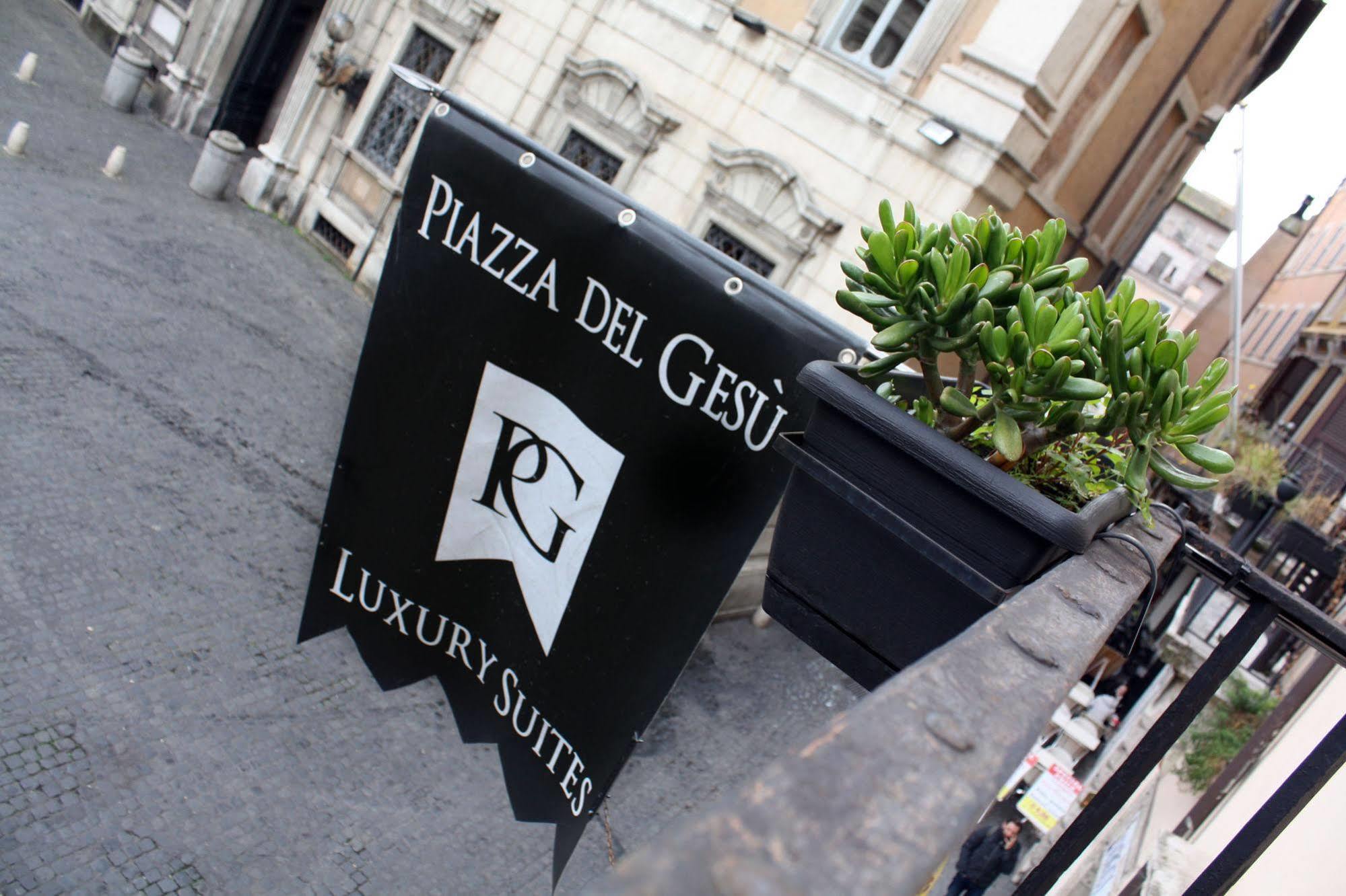 Piazza Del Gesu' Luxury Suites Rom Exterior foto