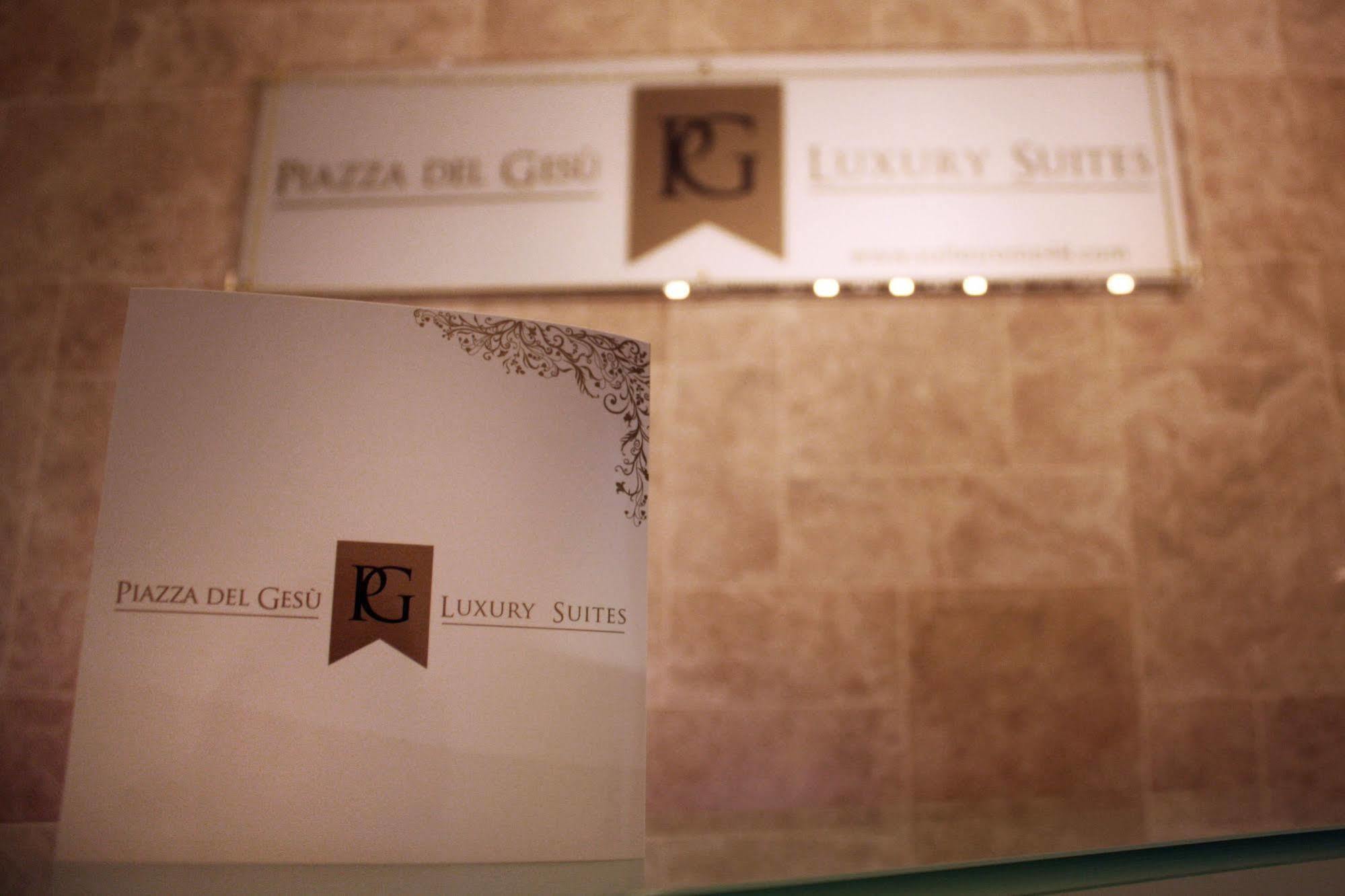 Piazza Del Gesu' Luxury Suites Rom Exterior foto